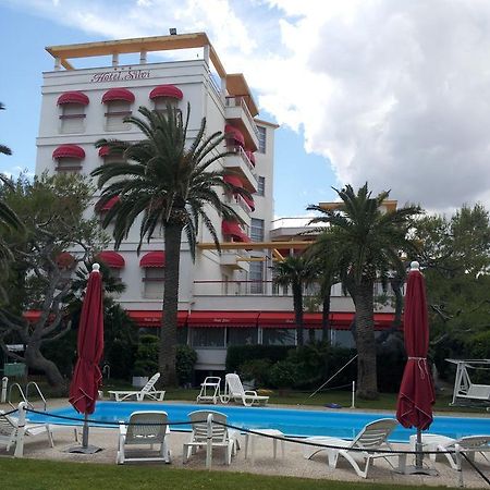 Hotel Silvi Silvi Marina Exteriör bild
