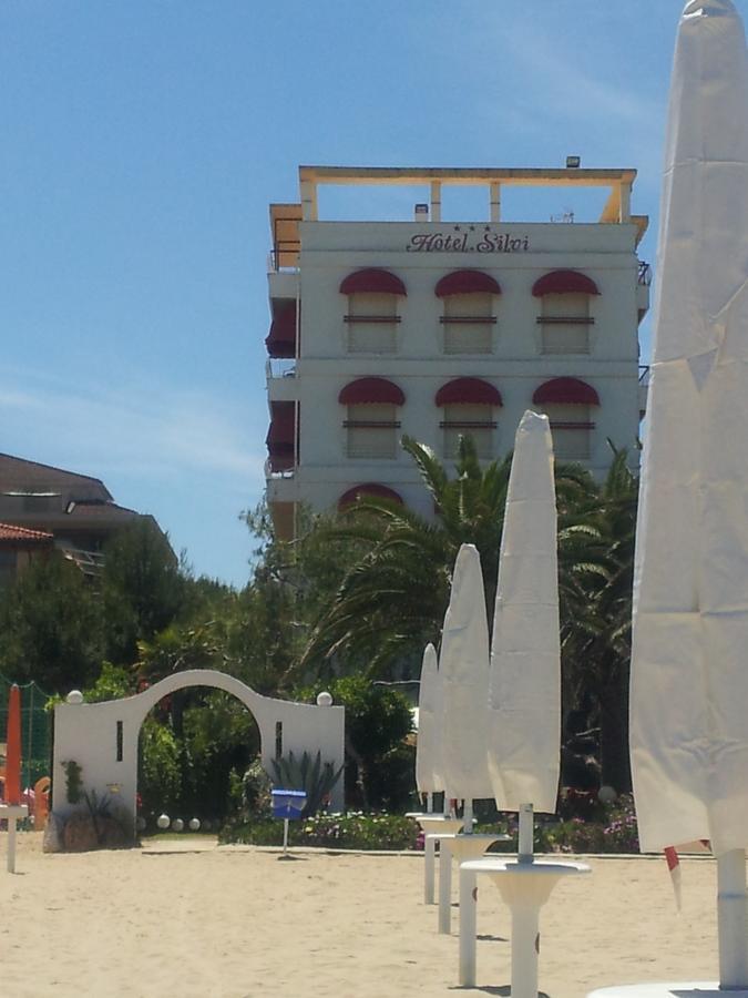 Hotel Silvi Silvi Marina Exteriör bild